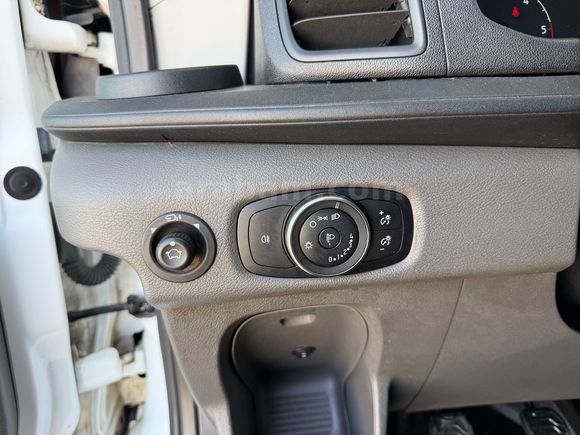AKTİF 2021 FORD TRANSİT 2.0 170HP 350L KLİMA'LI PANELVAN BAKIMLI