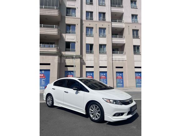 Sahibinden Honda Civic 1.6i VTEC Eco Elegance 2013 Model 