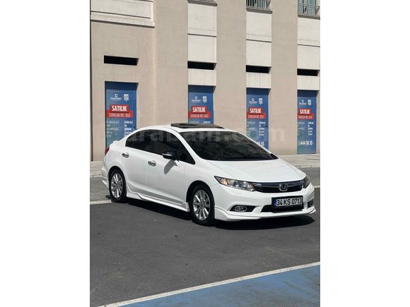 Sahibinden Honda Civic 1.6i VTEC Eco Elegance 2013 Model 