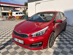 Sahibinden Kia Ceed 1.6 CRDi Comfort 2017 Model  151.000 km Kırmızı