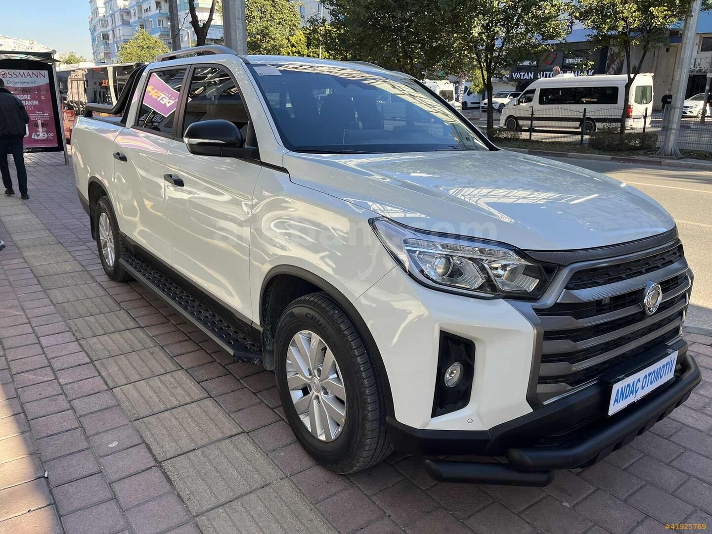 Galeriden KGM SsangYong Musso Grand 2.2 D Platinum 2024 Model Antalya 6.124 km Beyaz 2