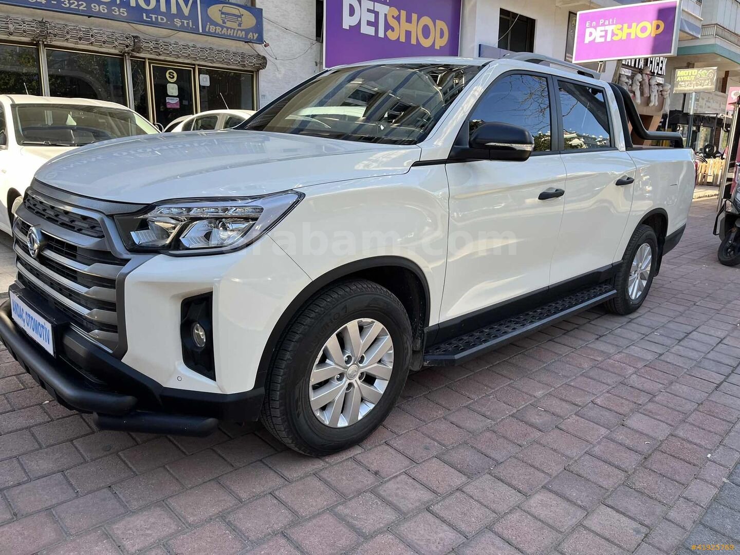 Galeriden KGM SsangYong Musso Grand 2.2 D Platinum 2024 Model Antalya 6.124 km Beyaz 1