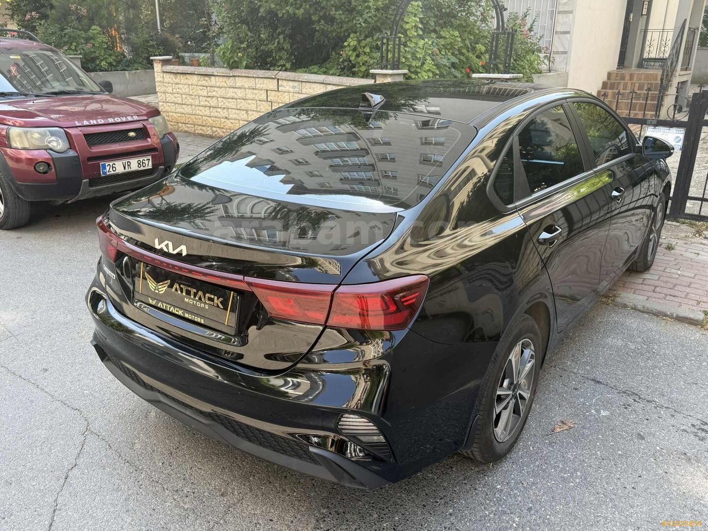 Galeriden Kia Cerato 1.6 MPI Elegance 2024 Model İstanbul 44.000 km Siyah 4