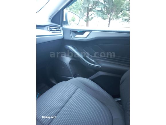 Sahibinden Ford Focus 1.5 Ti-VCT Titanium 2023 Model