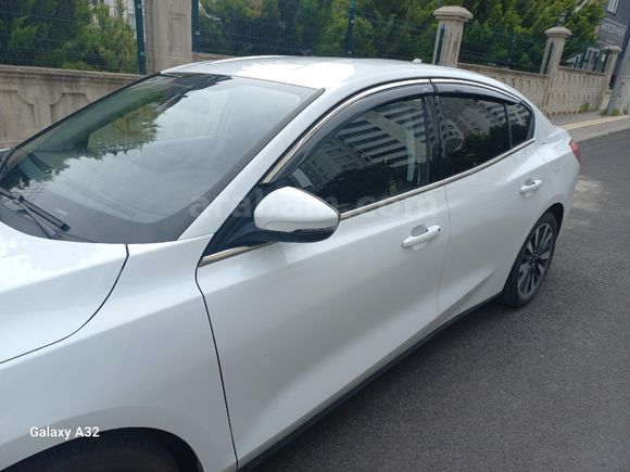 Sahibinden Ford Focus 1.5 Ti-VCT Titanium 2023 Model