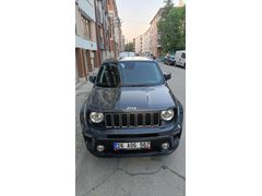 Değişensiz,boyasız düşük kilometre otomatik vites jeep