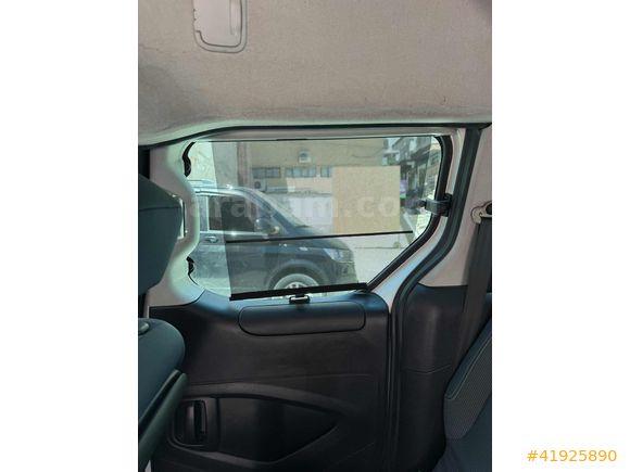 EN DOLUSU CAR PLAY D KLİMA HIZ SABİTLEME M.PERDE