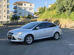 2013 ÇIKIŞLI FOCUS BOYASIZ 1.6Tİ-VCT TREND-X BAKIMLI PIRIL PIRIL