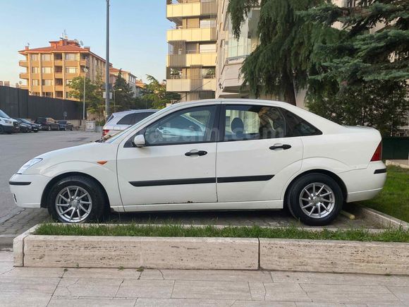 Sahibinden Ford Focus 1.6 Comfort 2004 Model 