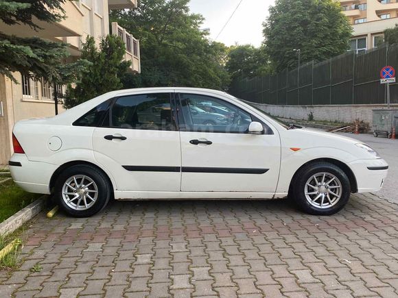 Sahibinden Ford Focus 1.6 Comfort 2004 Model 