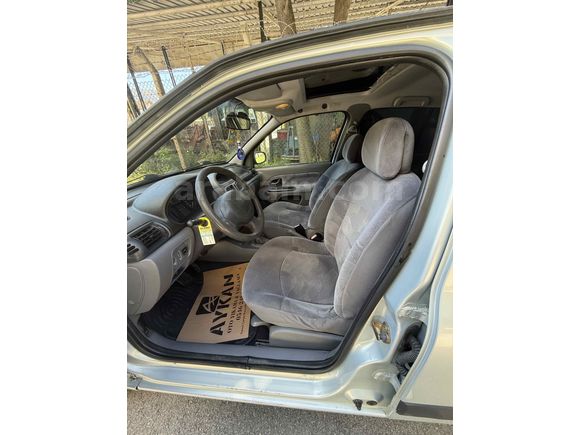 Sahibinden Renault Clio 1.4 RXT 2001 Model 