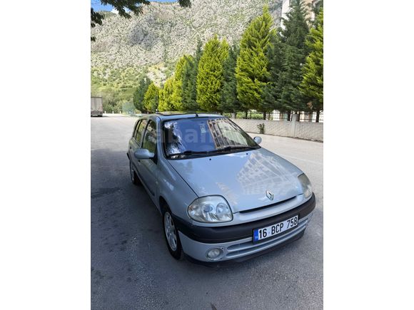 Sahibinden Renault Clio 1.4 RXT 2001 Model 