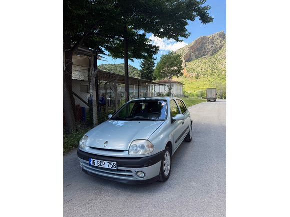 Sahibinden Renault Clio 1.4 RXT 2001 Model 