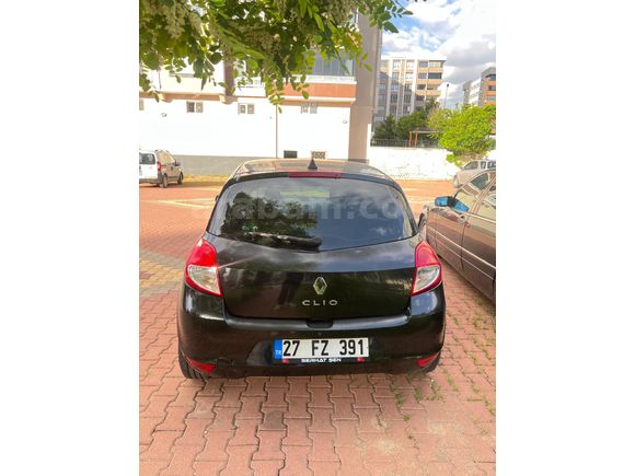 Sahibinden Renault Clio 1.6 Extreme 2011 Model