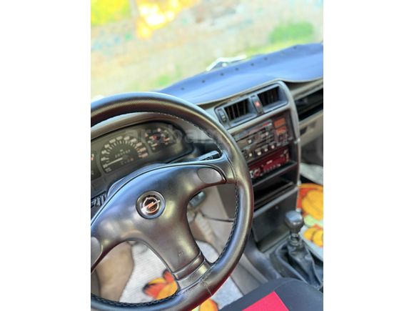 Sahibinden Opel Vectra 2.0 GLS 1994 Model 