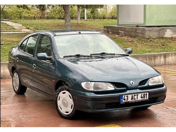 Sahibinden Megane 1.6 8v RTE 1998 Model
