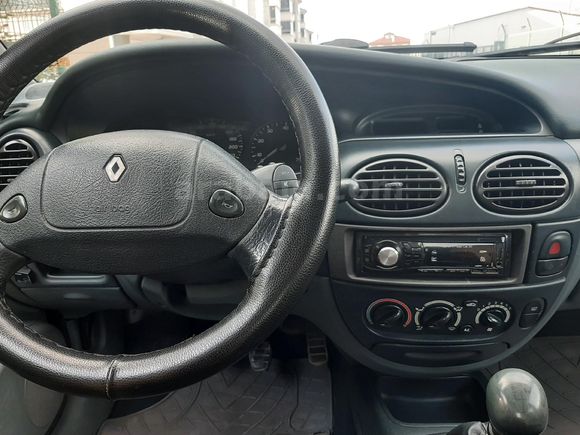 Sahibinden Megane 1.6 8v RTE 1998 Model