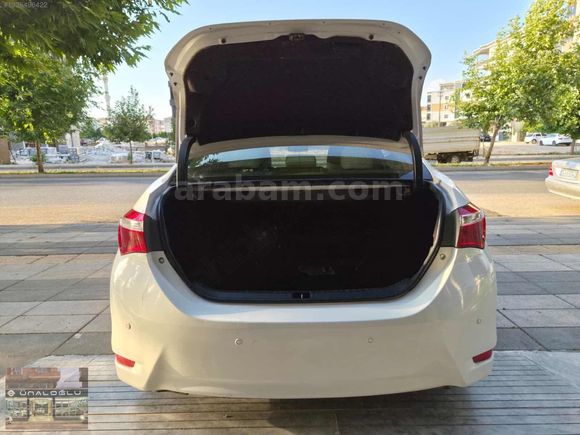 ÜNALOĞLUNDAN 2015 COROLLA 1.33 LİFE LPGLİ