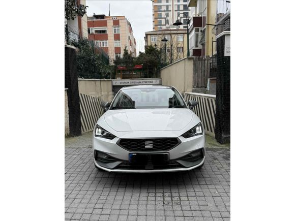 Sahibinden Seat Leon 1.5 eHybrid FR 2025 Model İstanbul