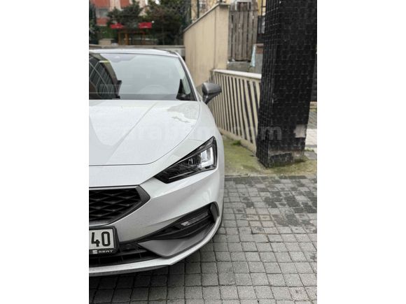 Sahibinden Seat Leon 1.5 eHybrid FR 2025 Model İstanbul