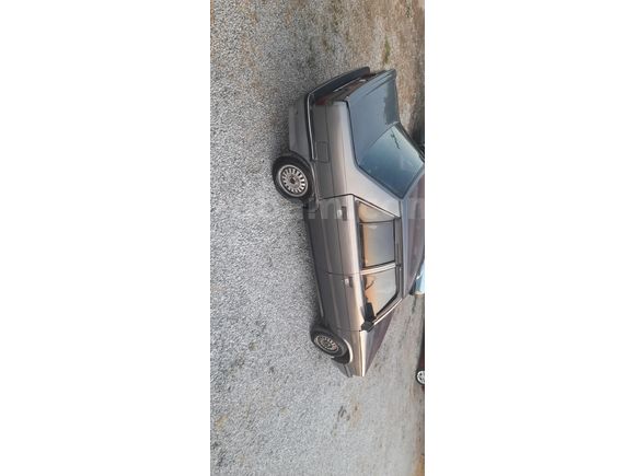 Galeriden Renault R 9 1.4 Broadway 1994 Model Çanakkale