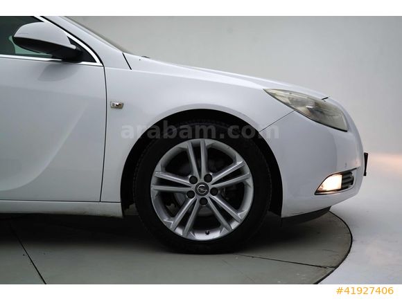 "GALERİ GÜÇLÜ"DEN İNSİGNİA 1.4 TURBO EDİTİON