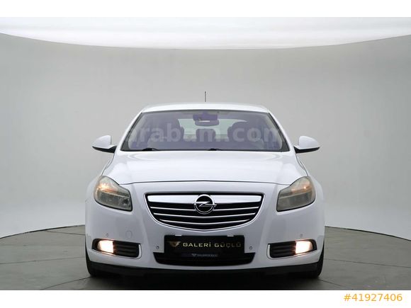 "GALERİ GÜÇLÜ"DEN İNSİGNİA 1.4 TURBO EDİTİON