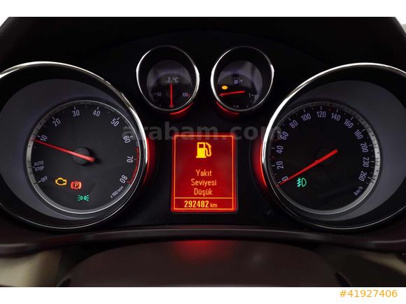 "GALERİ GÜÇLÜ"DEN İNSİGNİA 1.4 TURBO EDİTİON