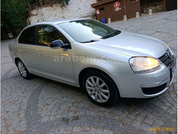 HATASIZ AYARIN DA DÜŞÜK KM DE CAM GİBİ JETTA