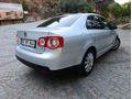 HATASIZ AYARIN DA DÜŞÜK KM DE CAM GİBİ JETTA