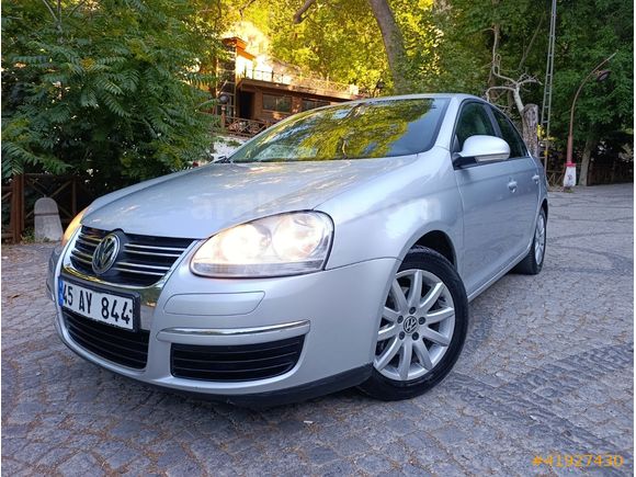 HATASIZ AYARIN DA DÜŞÜK KM DE CAM GİBİ JETTA