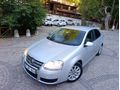 HATASIZ AYARIN DA DÜŞÜK KM DE CAM GİBİ JETTA