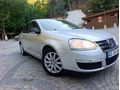 HATASIZ AYARIN DA DÜŞÜK KM DE CAM GİBİ JETTA