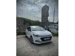 Sahibinden Hyundai i20 1.4 CRDi Style 2015 Model 