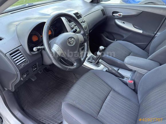 TOYOTA COROLLA 1.6 !!