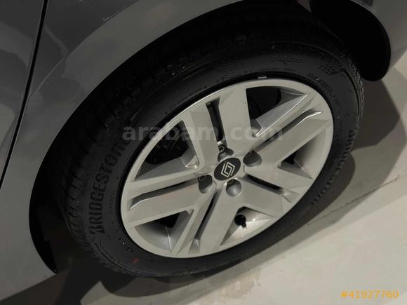 BEY-CARS CLİO EVOLİTİON 6.800KM HATASIZ BOYASIZ