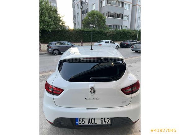 SITKIOĞLU MOTORS 'tan 1.5 DİZEL TEMİZ BAKIMLI RENAULT CLİO