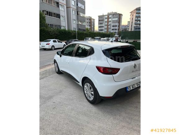 SITKIOĞLU MOTORS 'tan 1.5 DİZEL TEMİZ BAKIMLI RENAULT CLİO