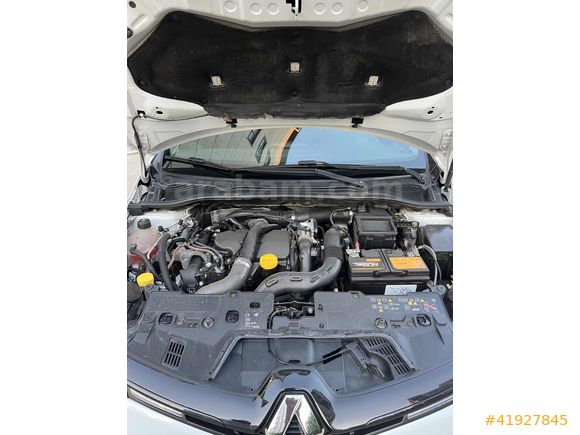 SITKIOĞLU MOTORS 'tan 1.5 DİZEL TEMİZ BAKIMLI RENAULT CLİO