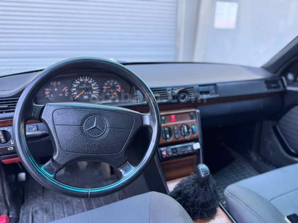 Sahibinden Mercedes - Benz 200 E 1993 Model 