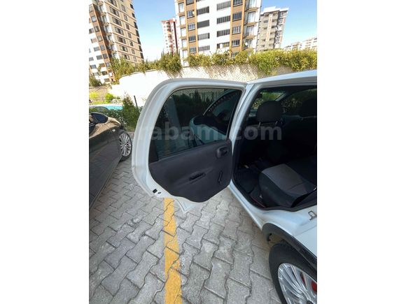 Sahibinden Opel Corsa 1.4 GLS 2000 Model Kahramanmaraş