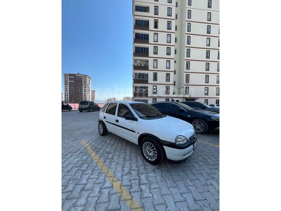 Sahibinden Opel Corsa 1.4 GLS 2000 Model Kahramanmaraş
