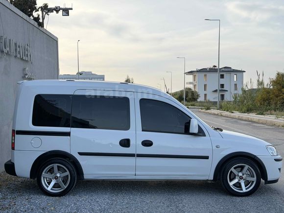Galeriden Opel Combo 1.3 CDTI City Plus 2006 Model Antalya
