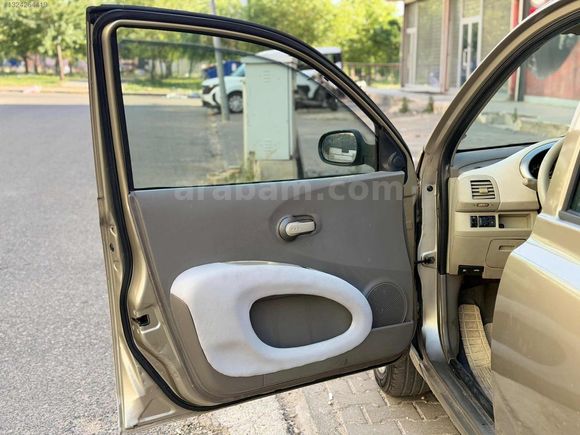 2005 model 1.2 benzin km 208 binde eksper resimleri mevcuttur