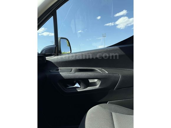 Sahibinden Opel Combo 1.5 CDTI Ultimate XL 2024 Model 