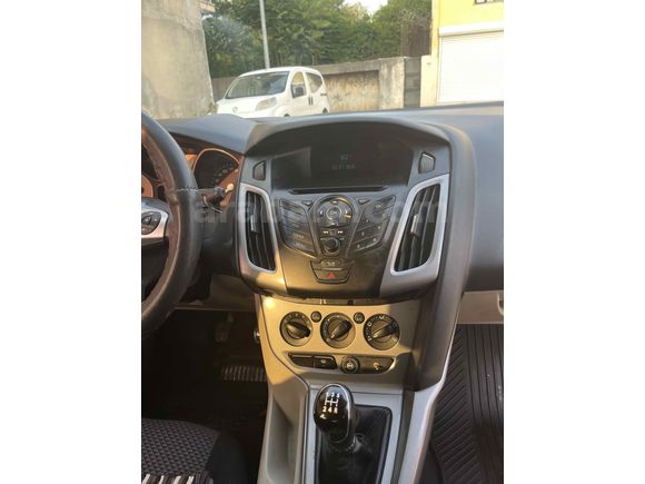 Sahibinden Ford Focus 1.6 Ti-VCT Style 2013 Model 
