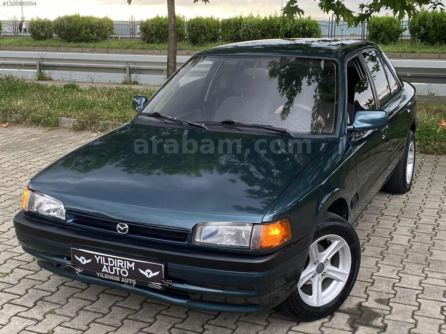 Galeriden Mazda 323 1.6 GLX 1992 Model Rize 285.000 km Yeşil 6