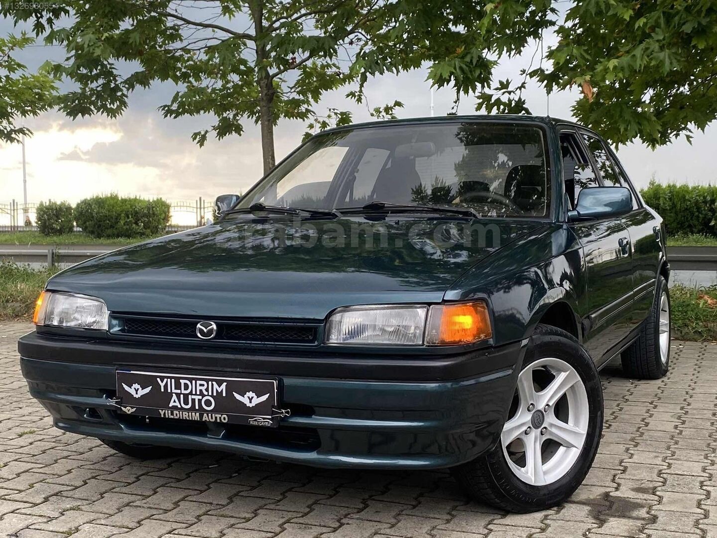 Galeriden Mazda 323 1.6 GLX 1992 Model Rize 285.000 km Yeşil 5