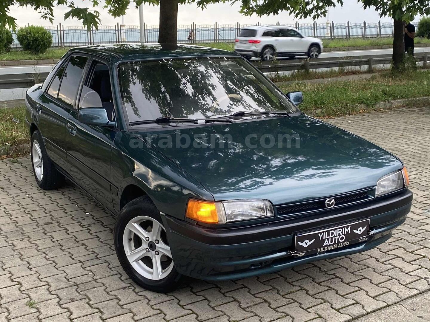 Galeriden Mazda 323 1.6 GLX 1992 Model Rize 285.000 km Yeşil 2