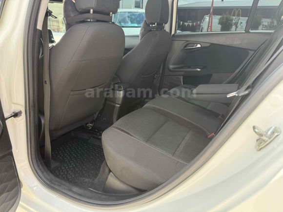 Sahibinden Fiat Egea 1.6 Multijet Lounge Plus 2017 Model 